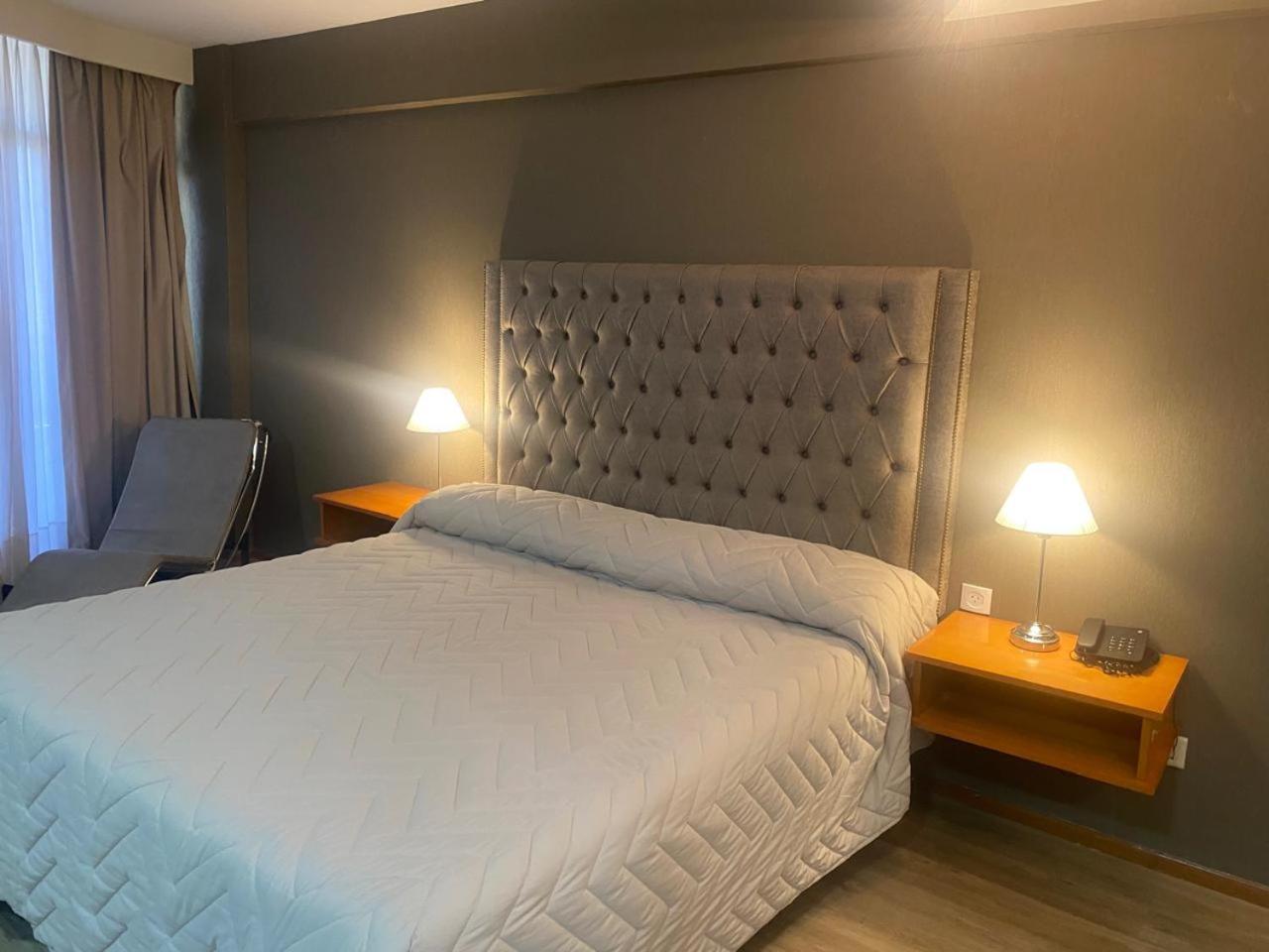 Hotel Howard Johnson Rosario Extérieur photo