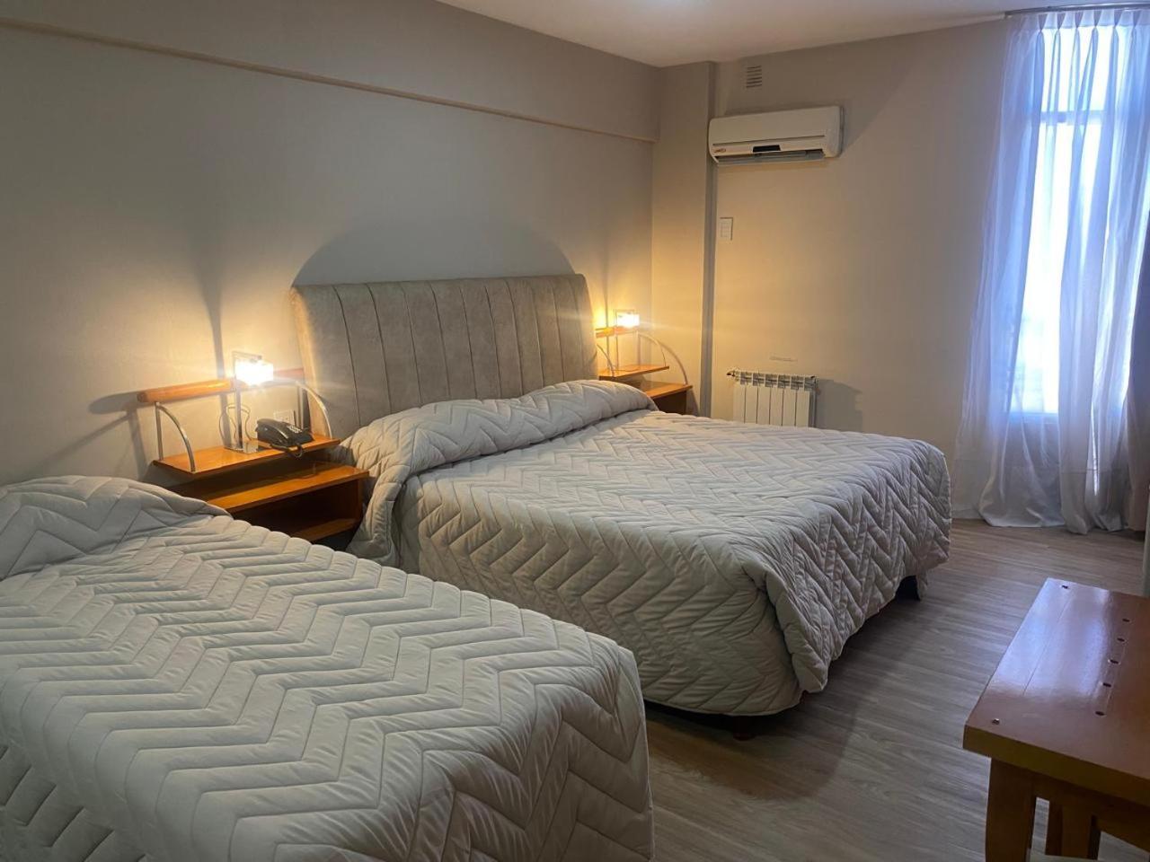 Hotel Howard Johnson Rosario Extérieur photo